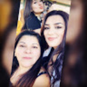 Meet your Posher, Ana